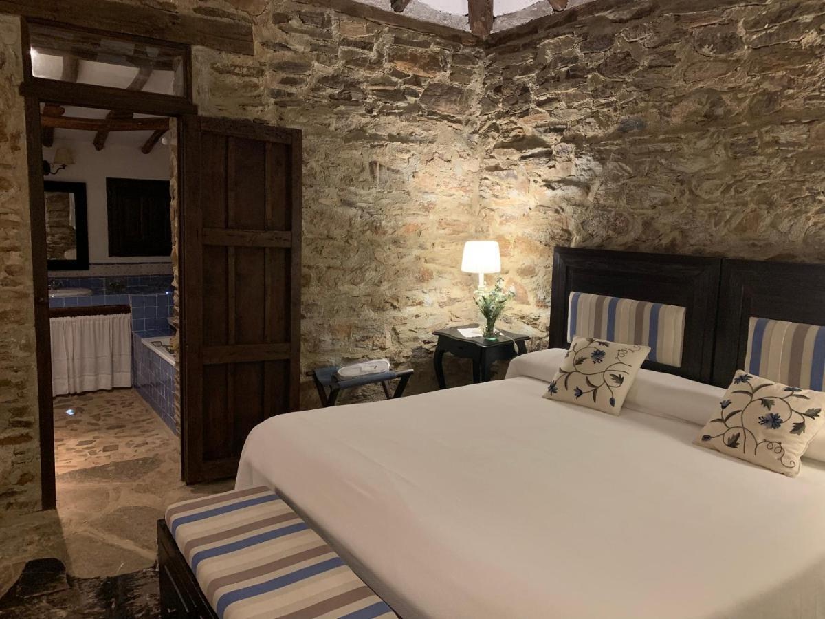 El Anadio Hotel Vilches ภายนอก รูปภาพ